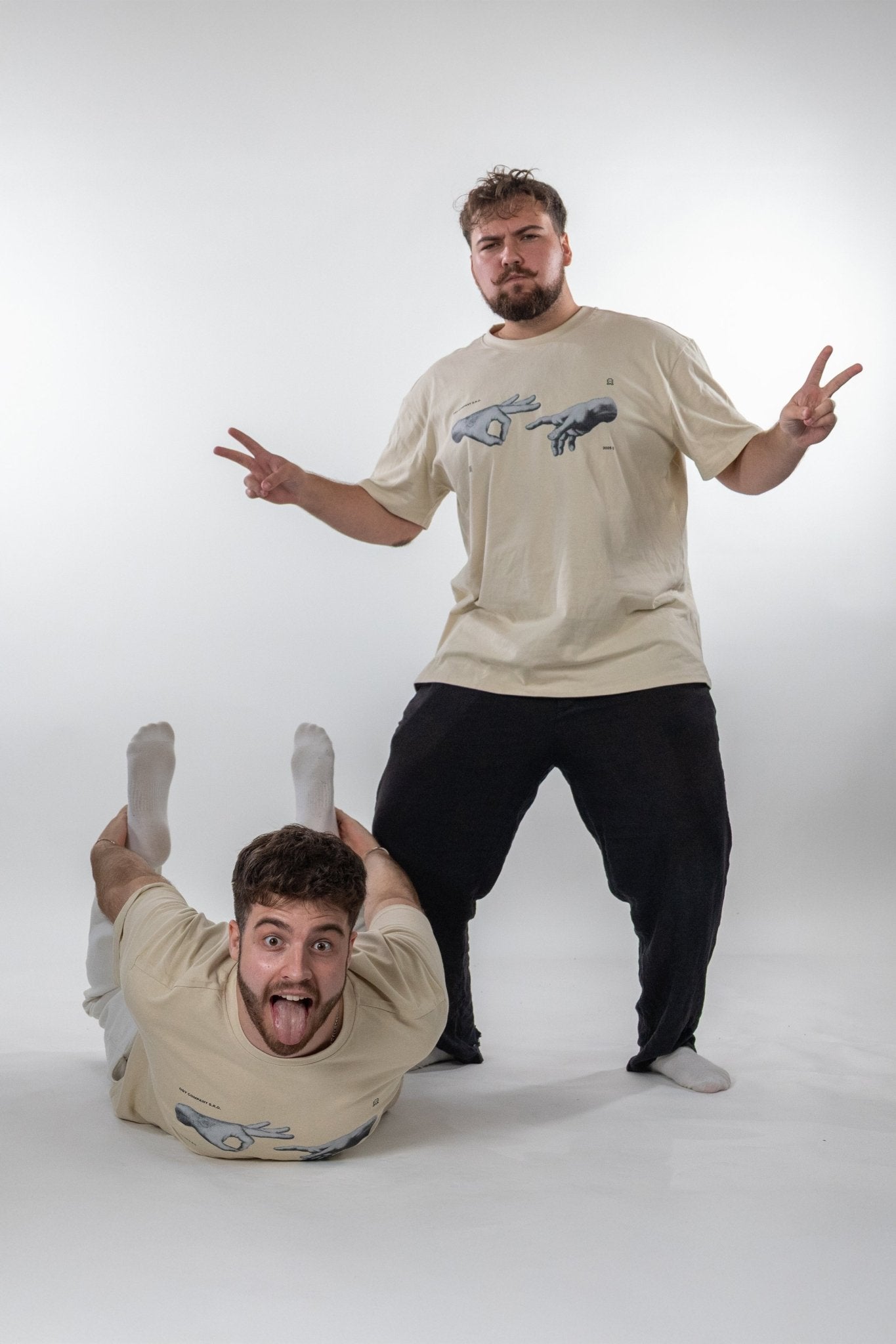 Triko HANDS - Ogy Shop - 3